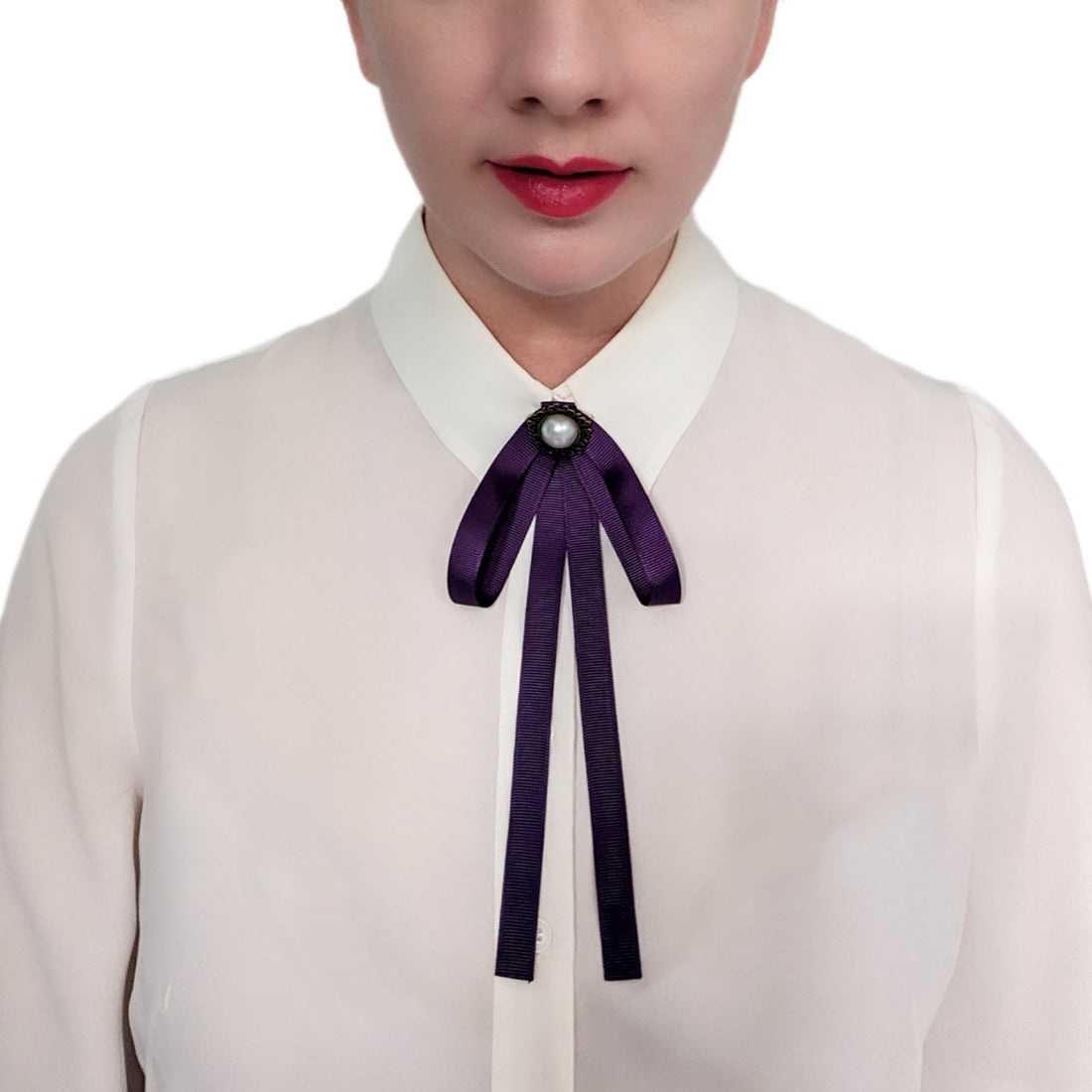 Pearl Bowtie (4 colours)